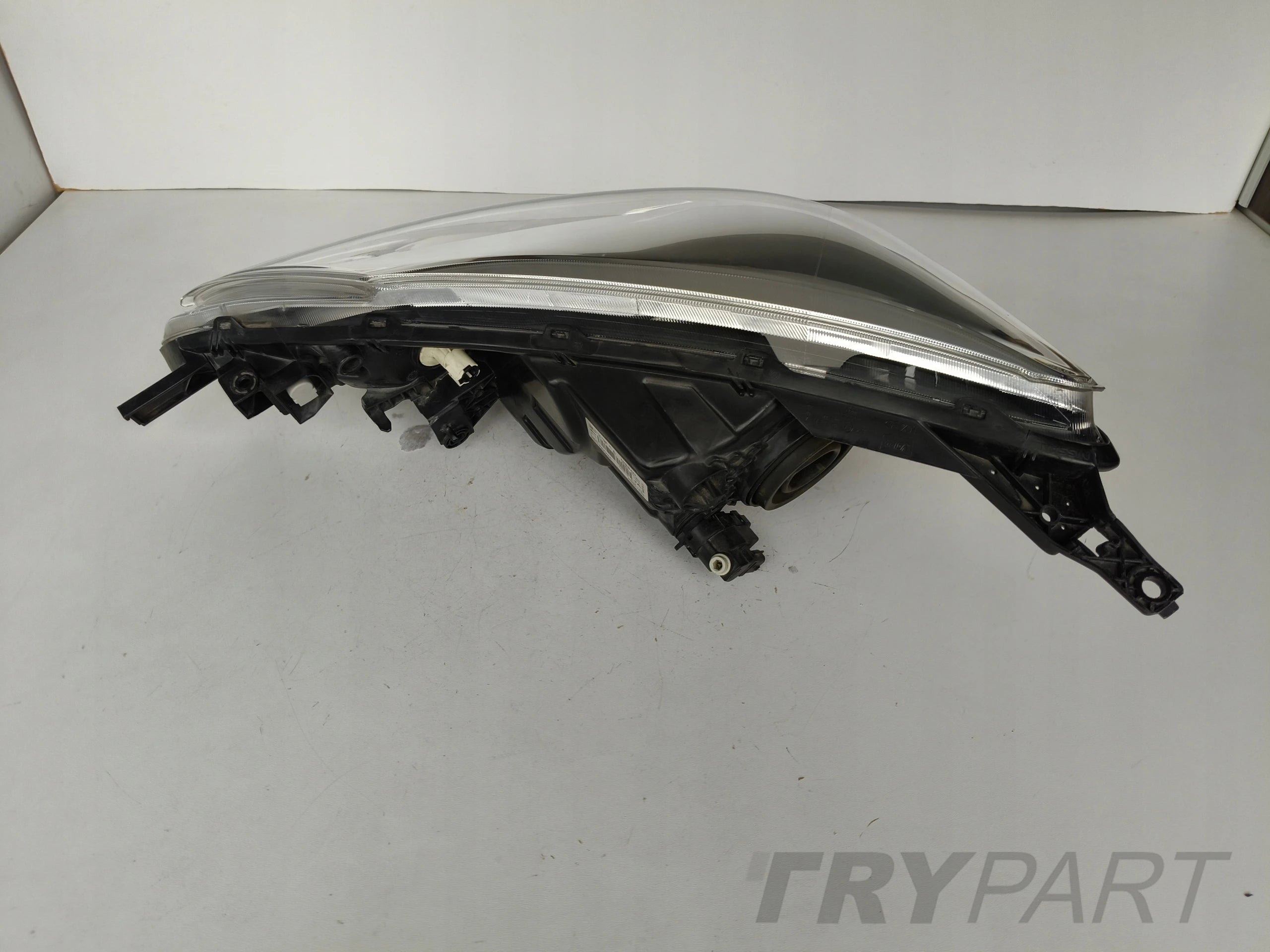 RIGHT HEADLIGHT NISSAN NOTE E12 13-
