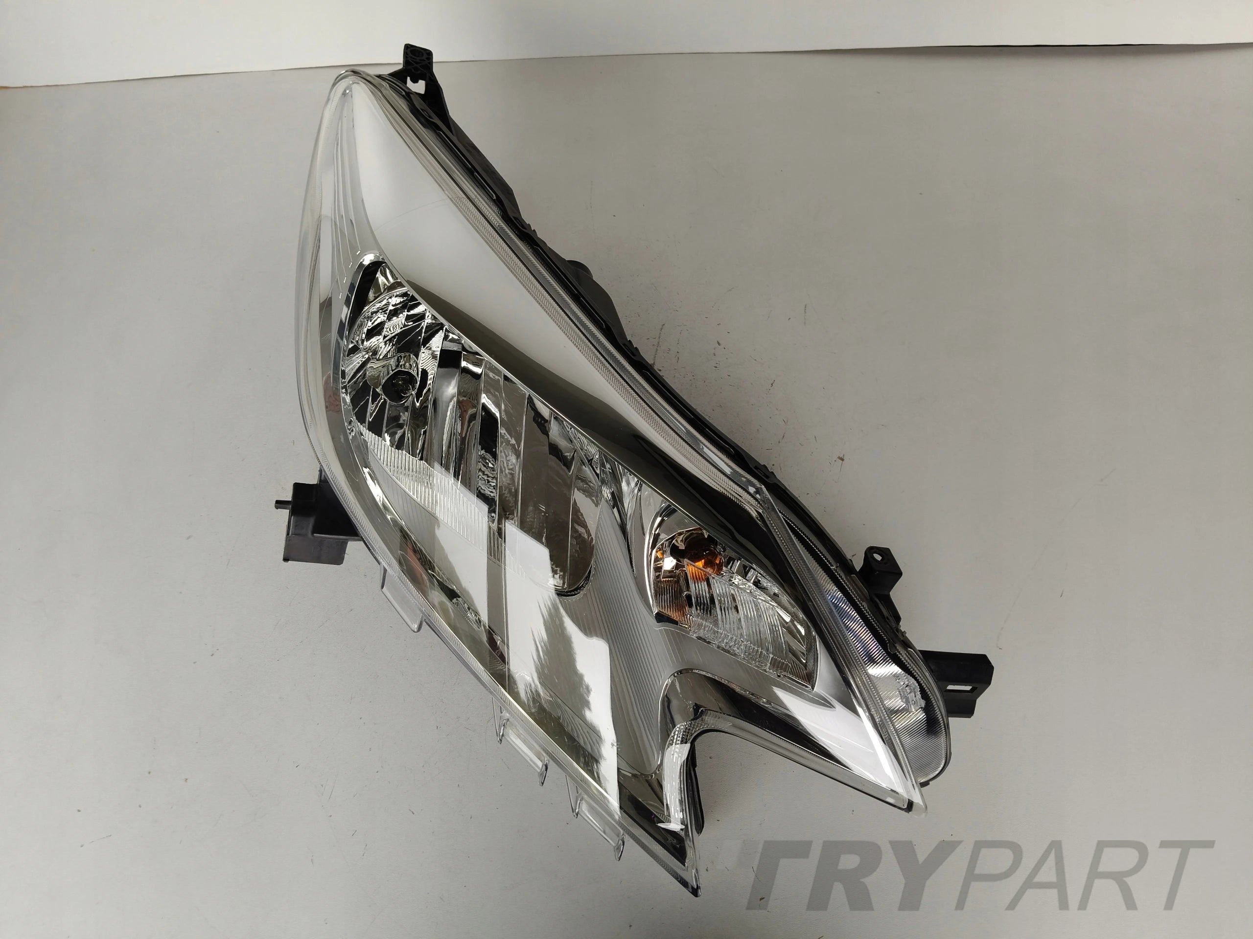 RIGHT HEADLIGHT NISSAN NOTE E12 13-
