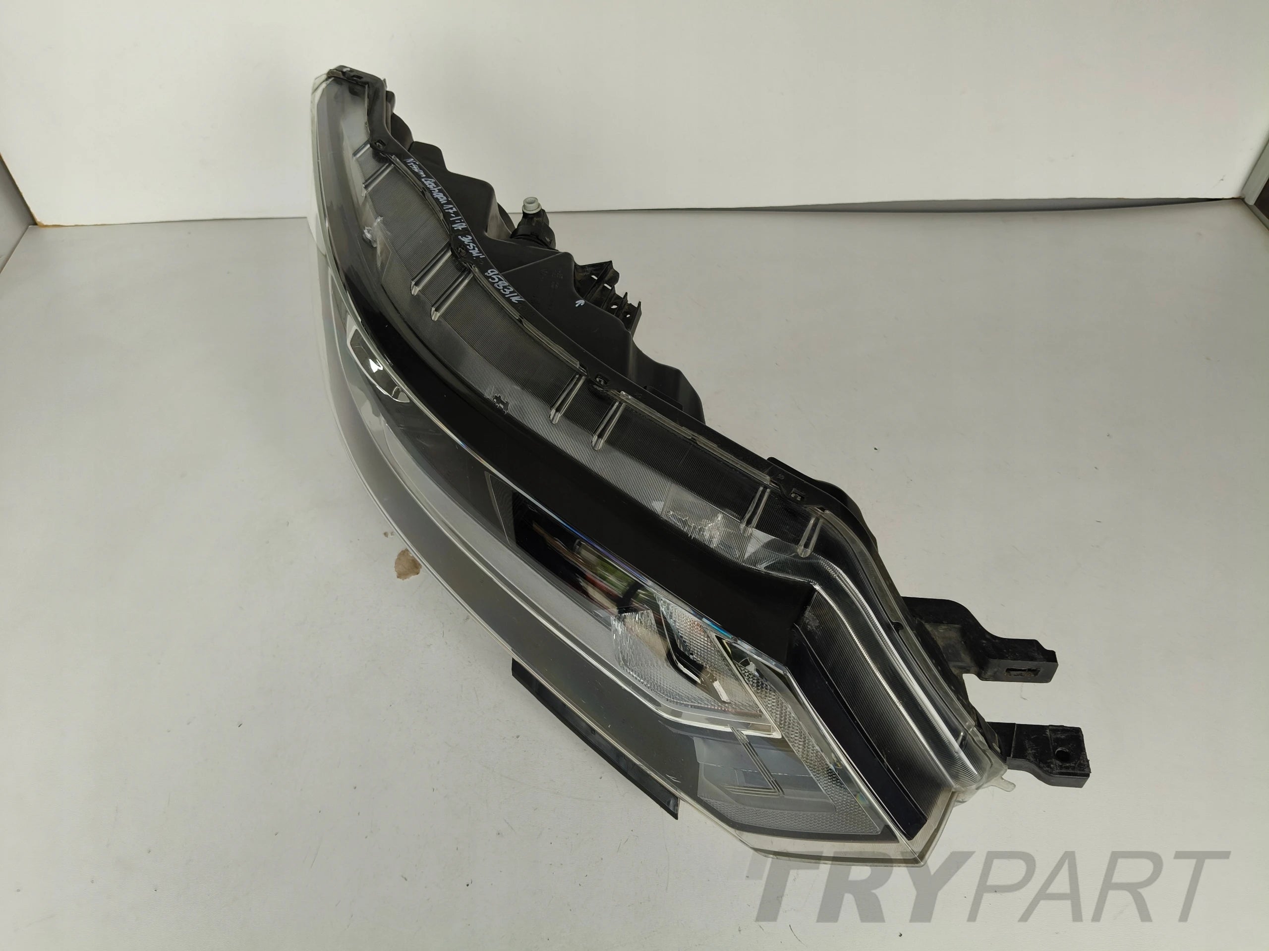 RIGHT HEADLIGHT NISSAN QASHQAI 17- LIFT LED