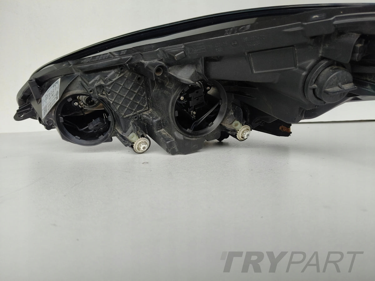 RIGHT HEADLIGHT OPEL CORSA E 14-