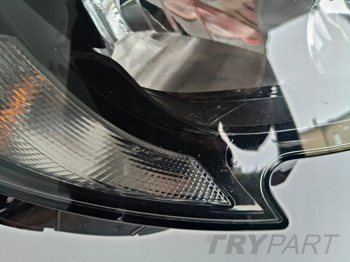 RIGHT HEADLIGHT OPEL CORSA E 14-