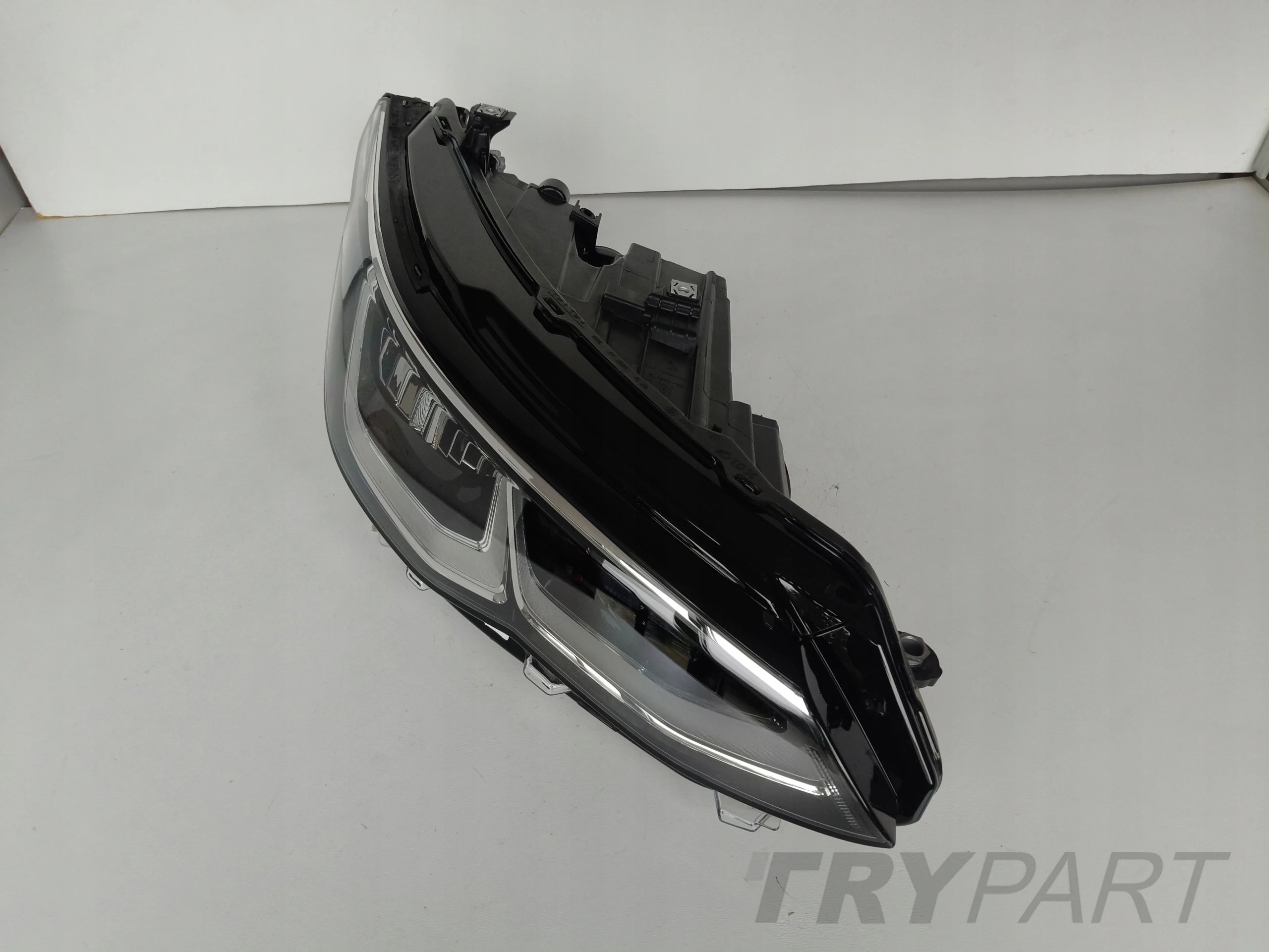 RIGHT HEADLIGHT VW GOLF VIII 8 5H 5H0 20- LED