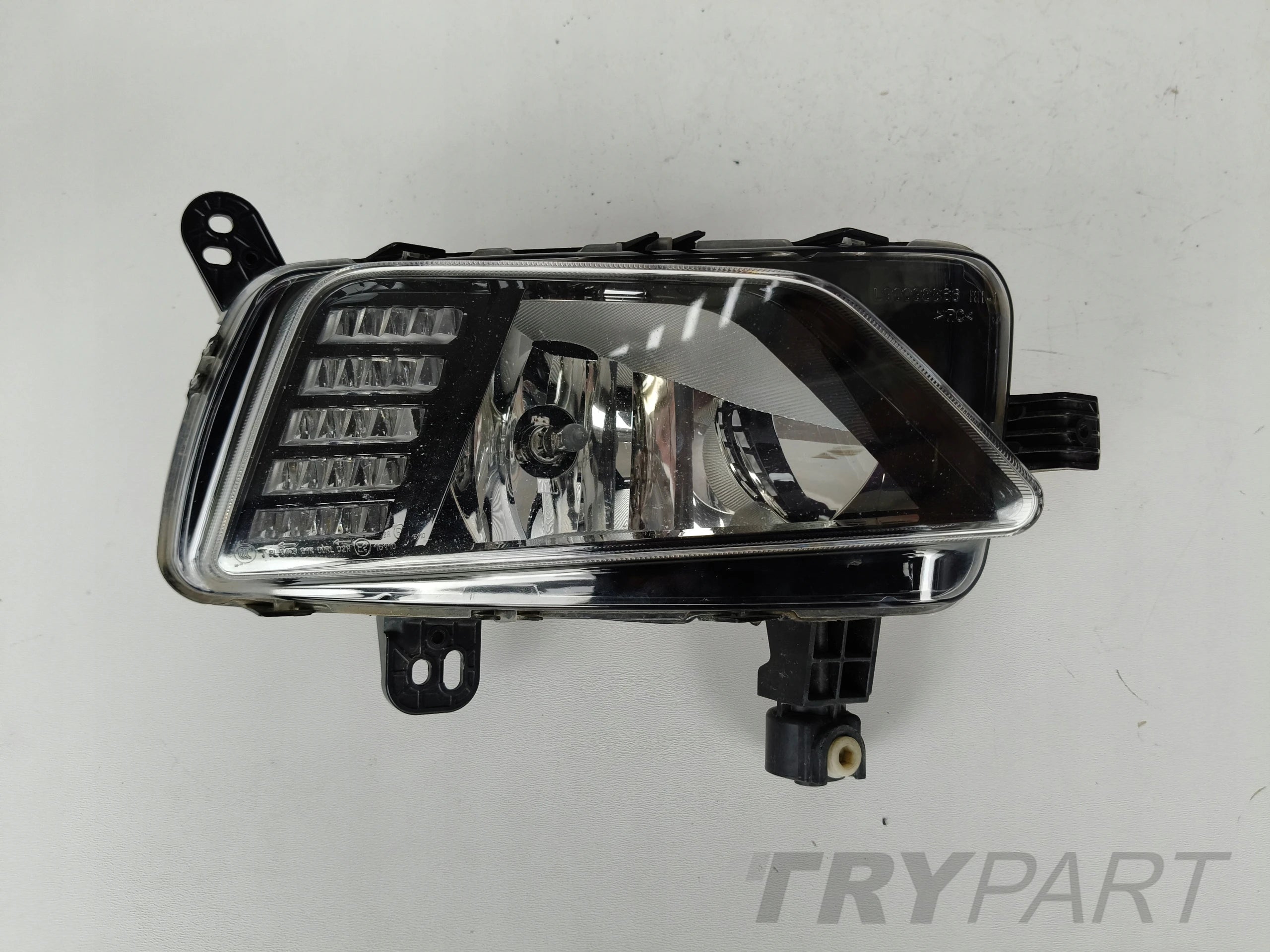 RIGHT LED FOG LIGHT VW POLO 2G 17- LED