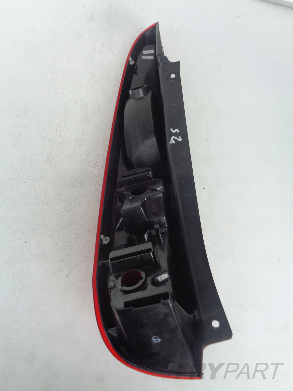 RIGHT TAIL LIGHT FORD FIESTA MK6 05-07 LIFT