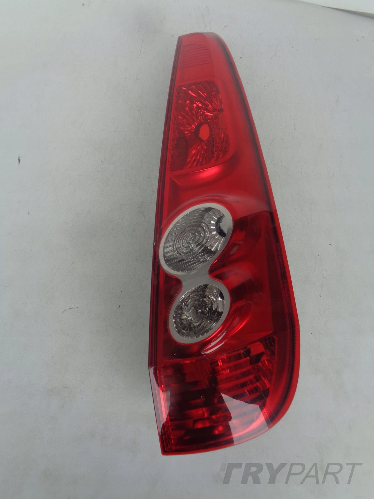 RIGHT TAIL LIGHT FORD FIESTA MK6 05-07 LIFT