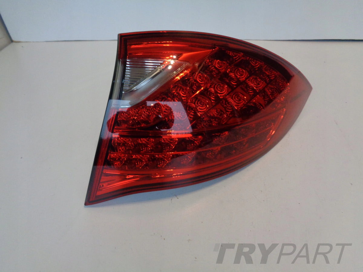 RIGHT TAIL LIGHT PORSCHE CAYENNE 7P5 LED 10-14