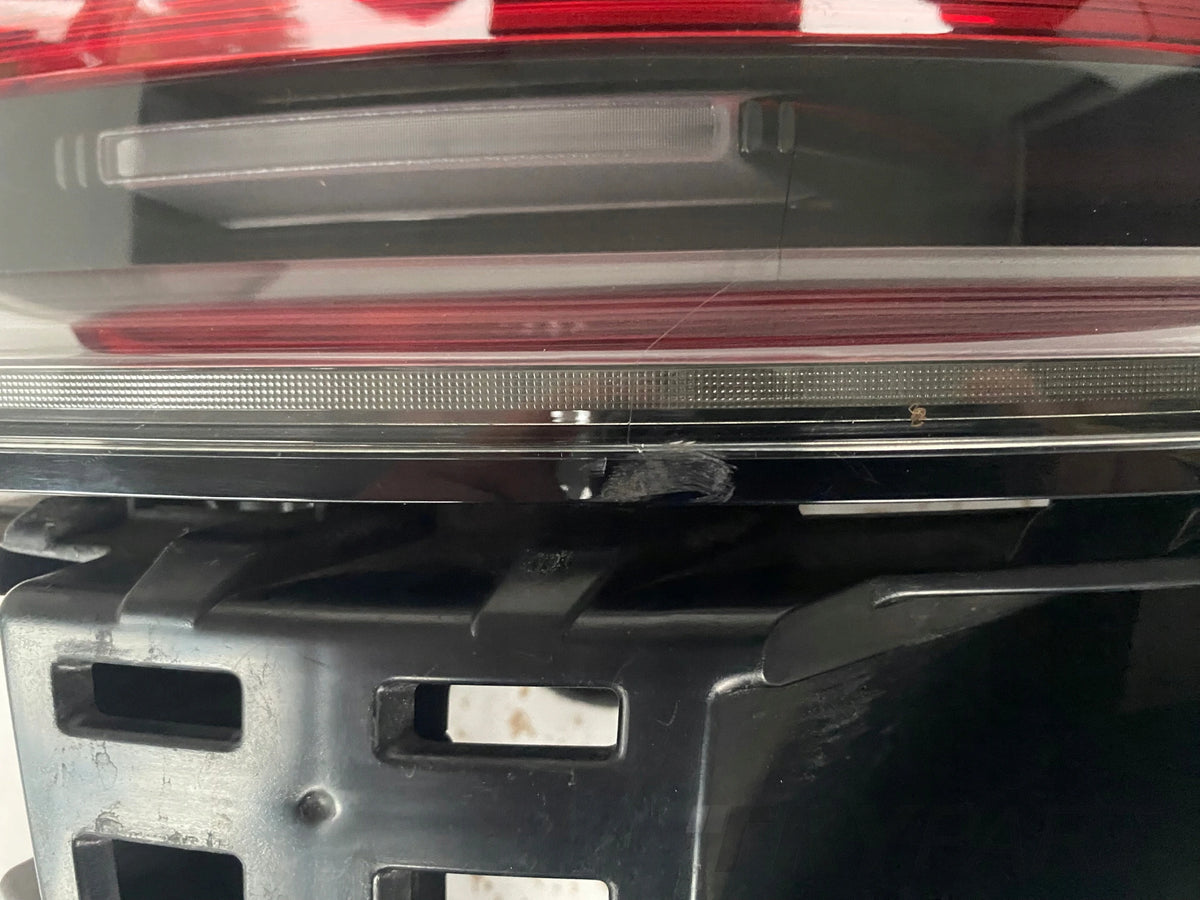 RIGHT TAIL LIGHT PORSCHE MACAN 95B 18- LIFT GTS LED