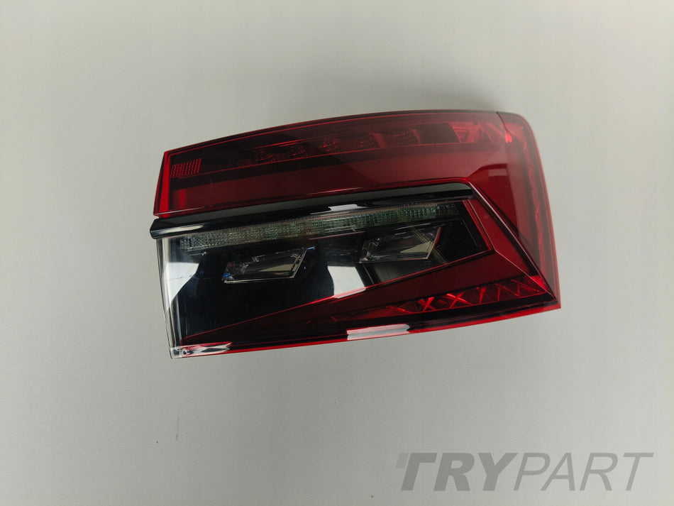 RIGHT TAIL LIGHT SKODA SUPERB III 3 3V 3V9 19- FACELIFT ESTATE LED
