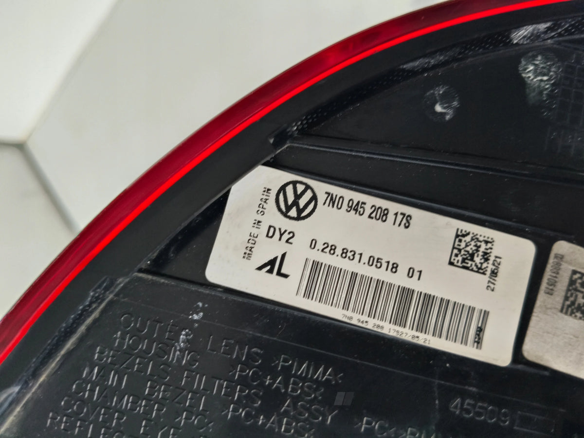 RIGHT TAIL LIGHT VW SHARAN 7N 7N0 LED