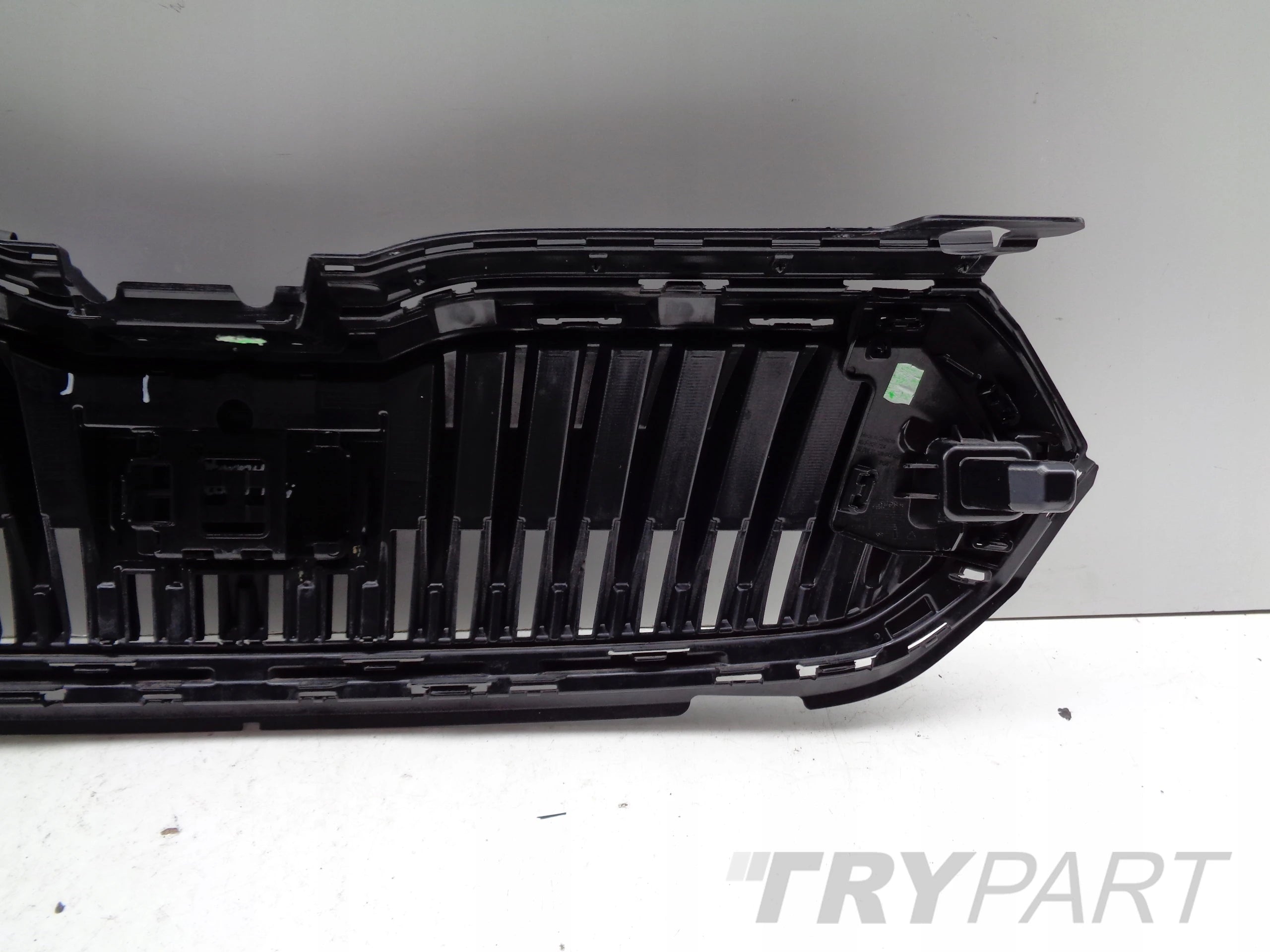 SKODA FABIA IV 4 6VA 20- Radiator Grille