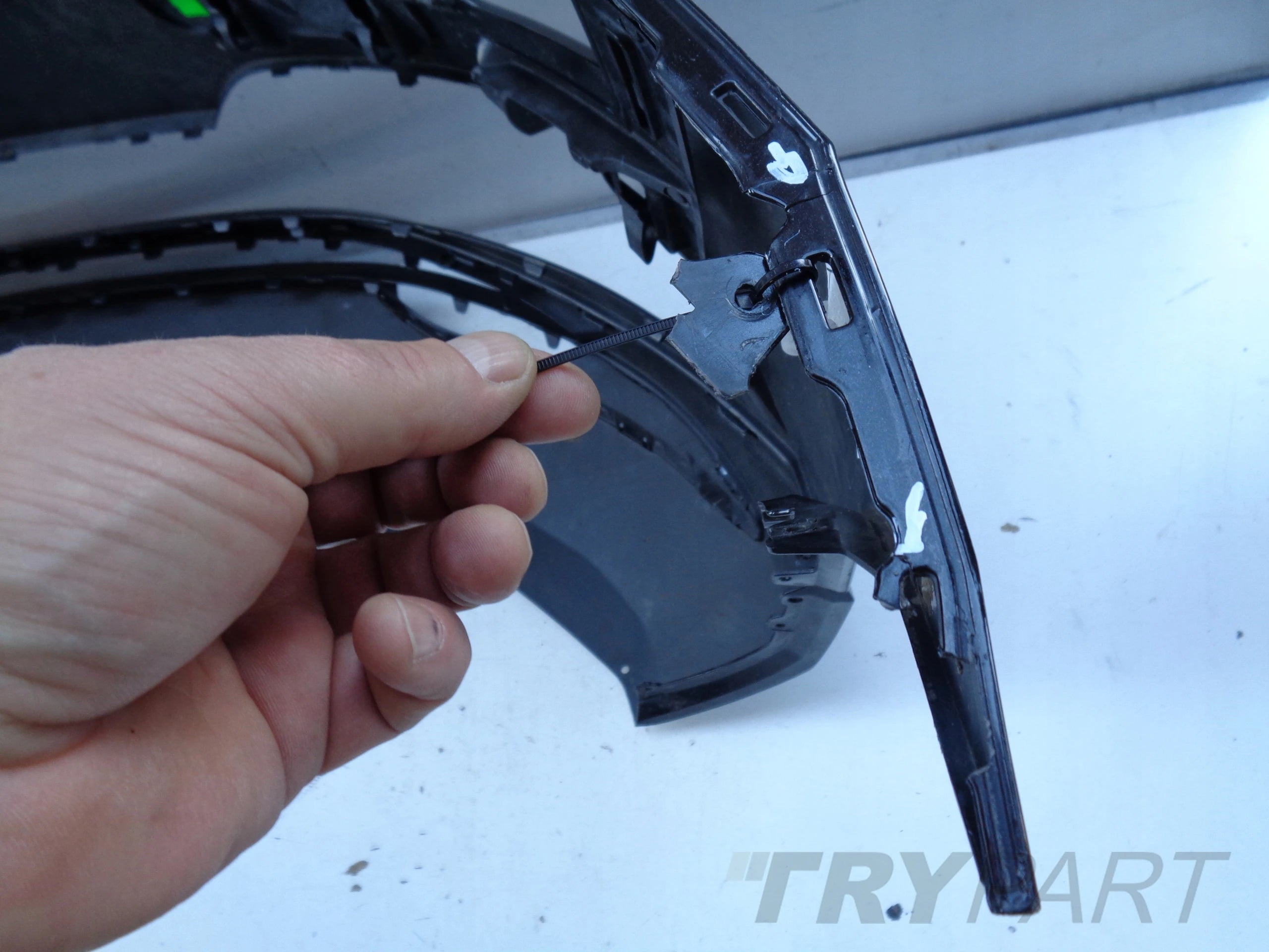 SKODA KAROQ 57A 17- SPORT LINE FRONT BUMPER NO. 43212