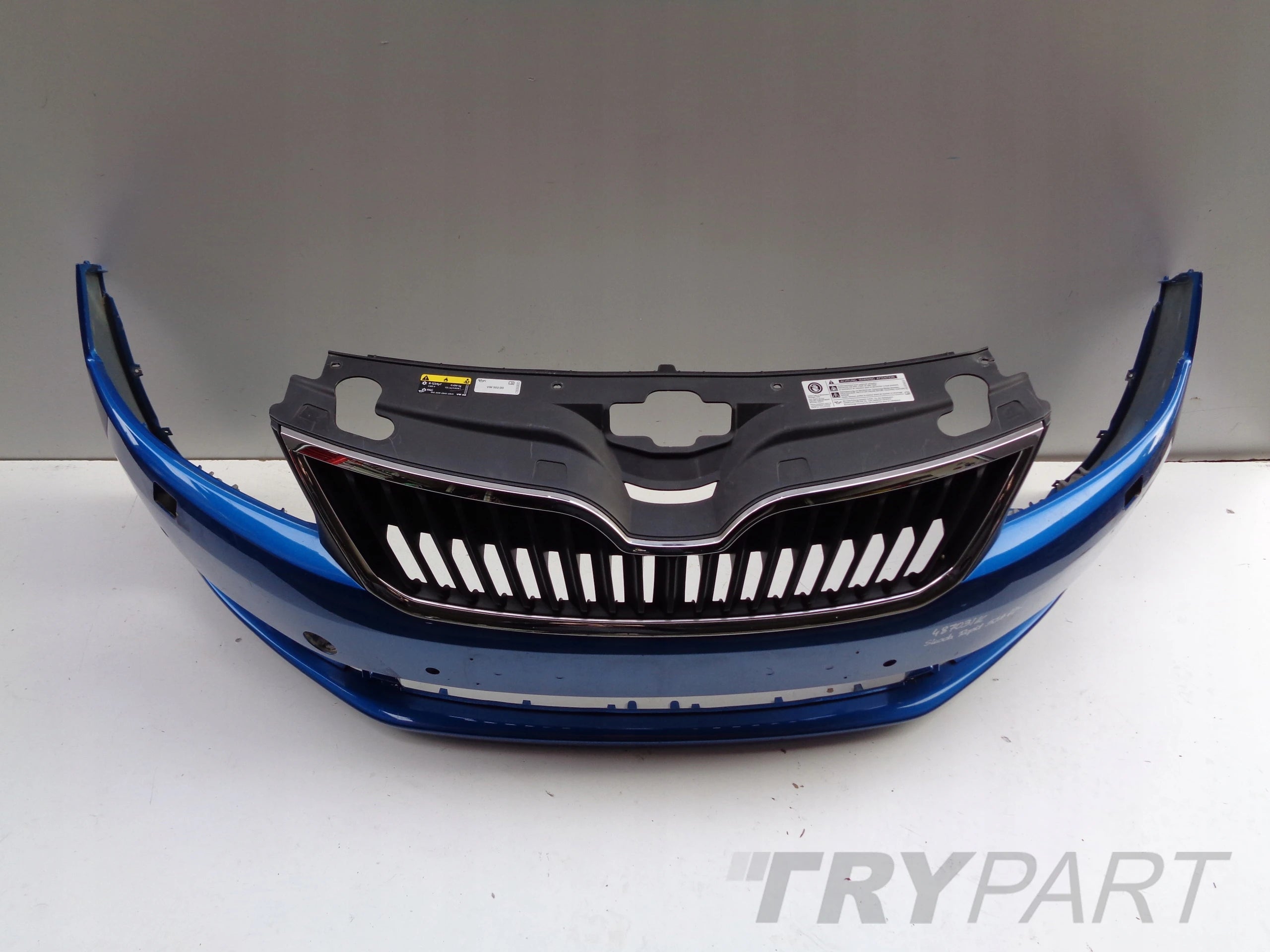 SKODA RAPID 5JA 12- FRONT BUMPER NO. 48703