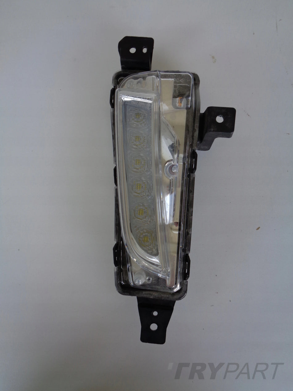 SUZUKI VITARA III 15- RIGHT LED FOG LIGHT