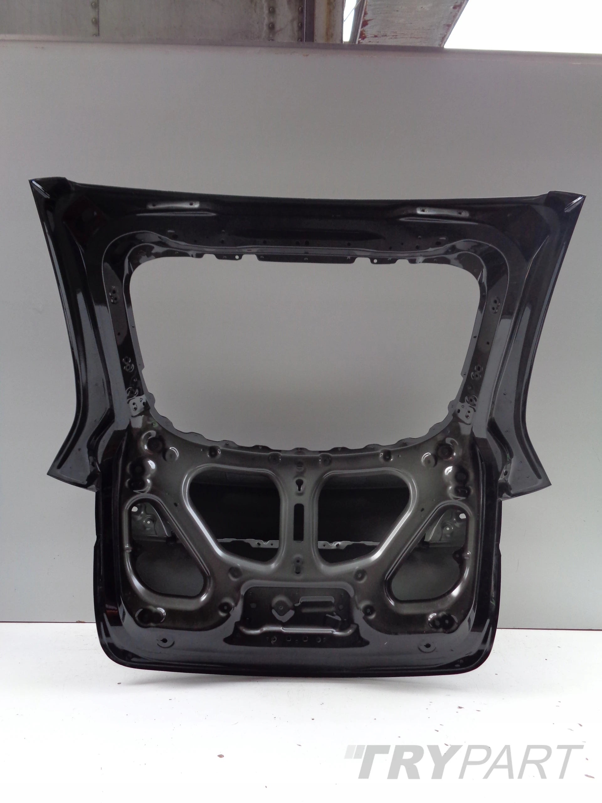 TESLA MODEL Y REAR TAILGATE NO. 51097