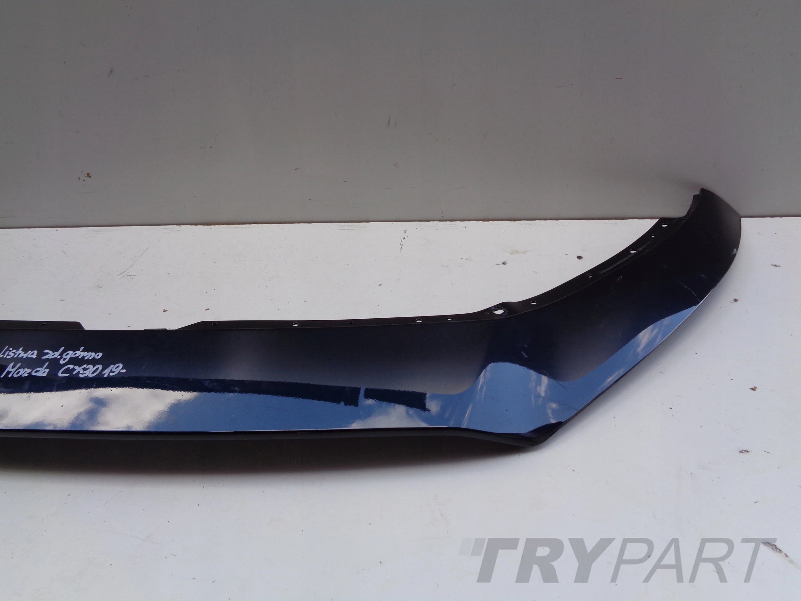 UPPER BUMPER TRIM RADIATOR GRILLE MAZDA CX30 19-