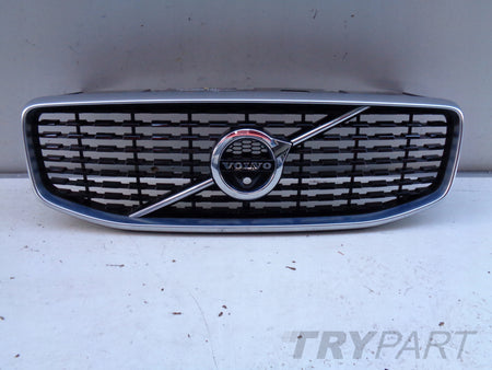 VOLVO XC60 II 17- R-DESIGN RADIATOR GRILLE COVER FOR CAMERA