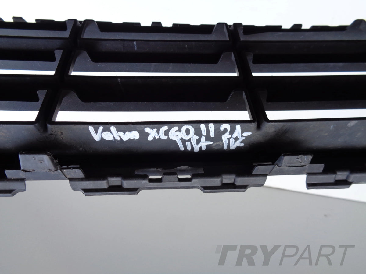 VOLVO XC60 II 21- FACELIFT BUMPER GRILLE