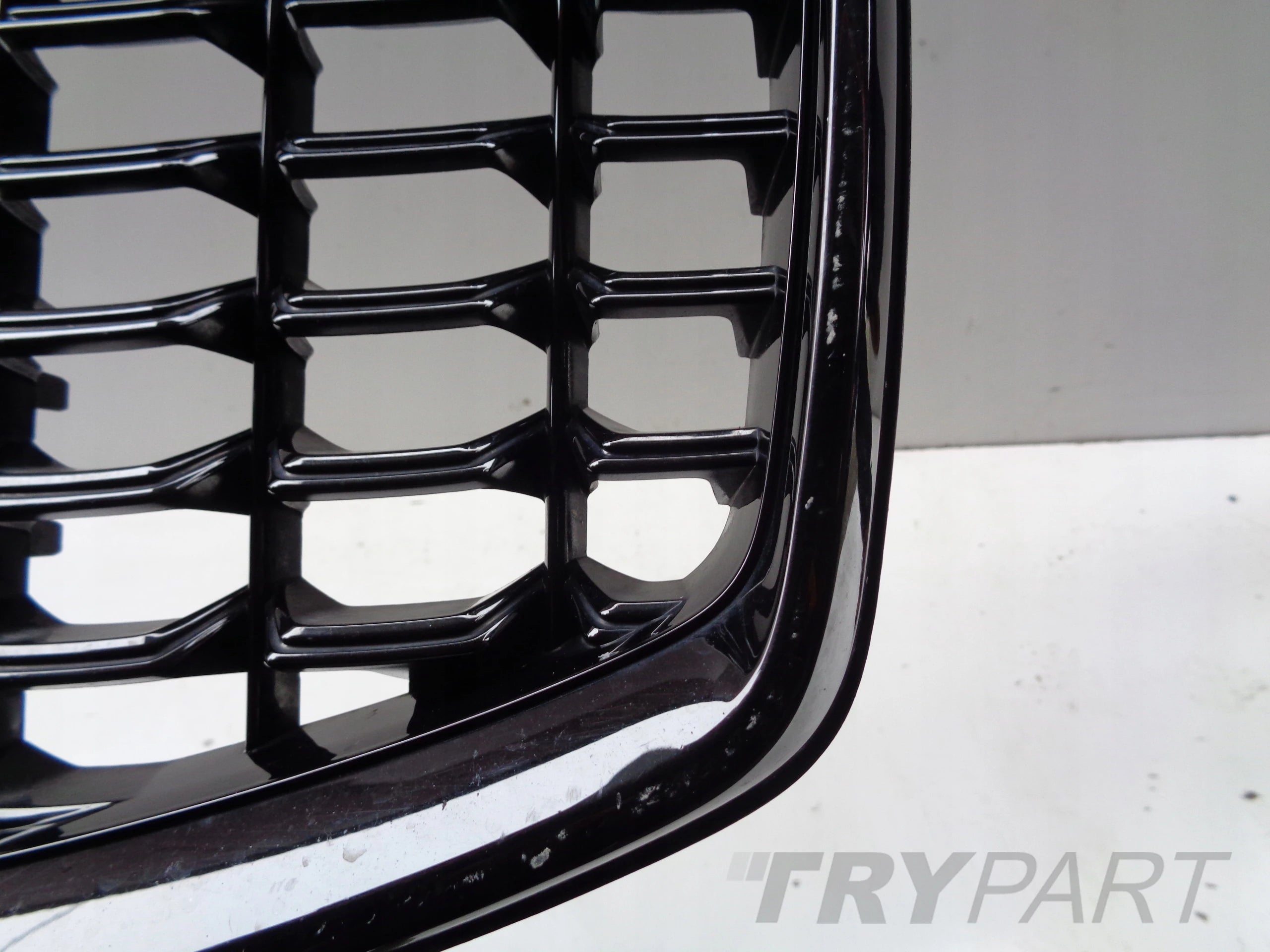 VOLVO XC60 II 21- LIFT R-DESIGN Grill Grille