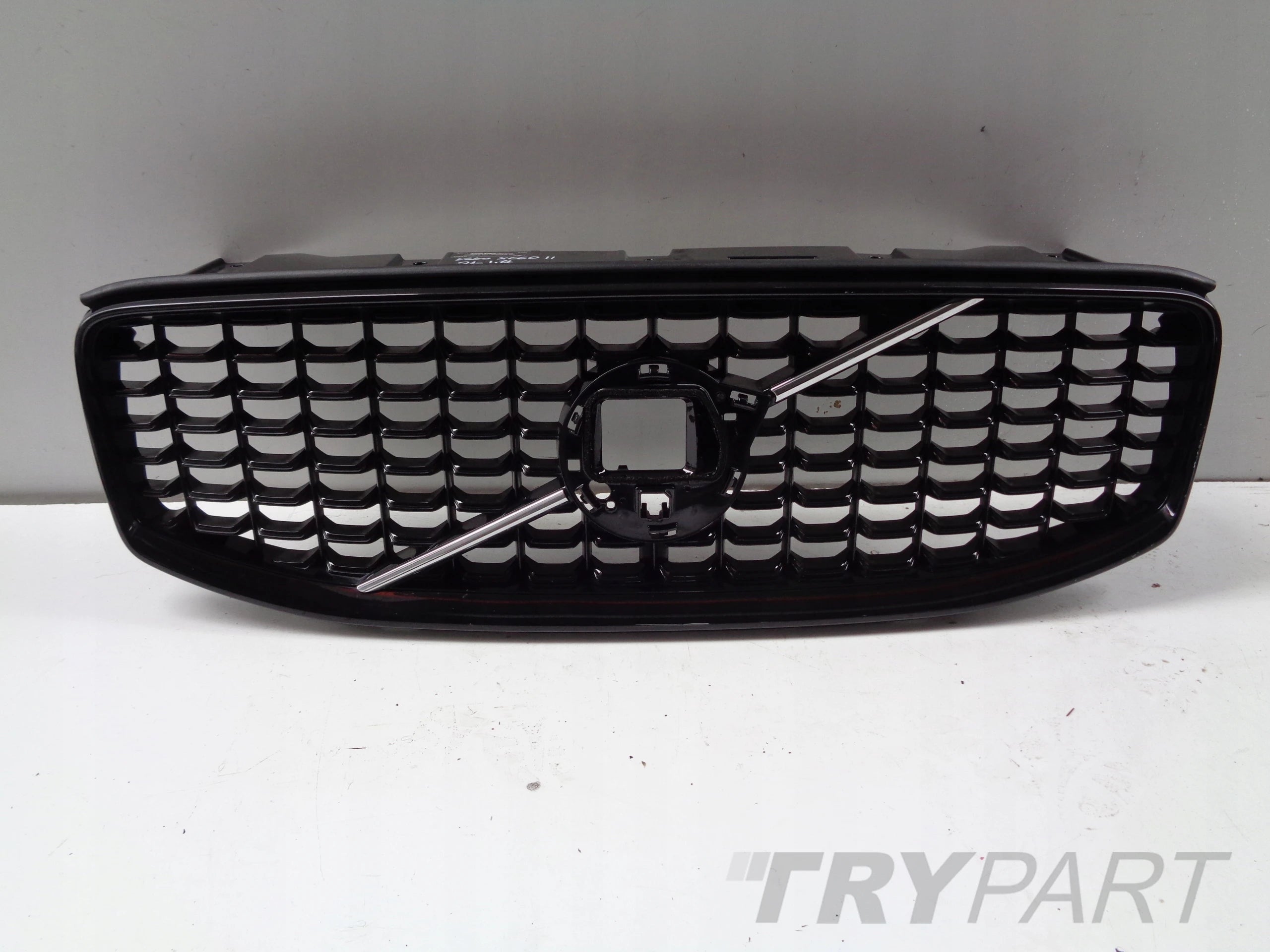 VOLVO XC60 II 21- LIFT R-DESIGN Grill Grille