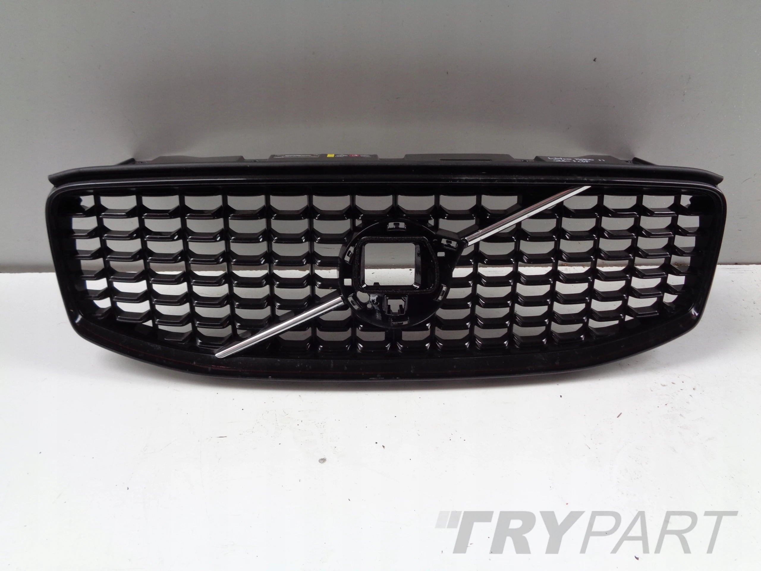 VOLVO XC60 II 21- LIFT R-DESIGN Grill Grille