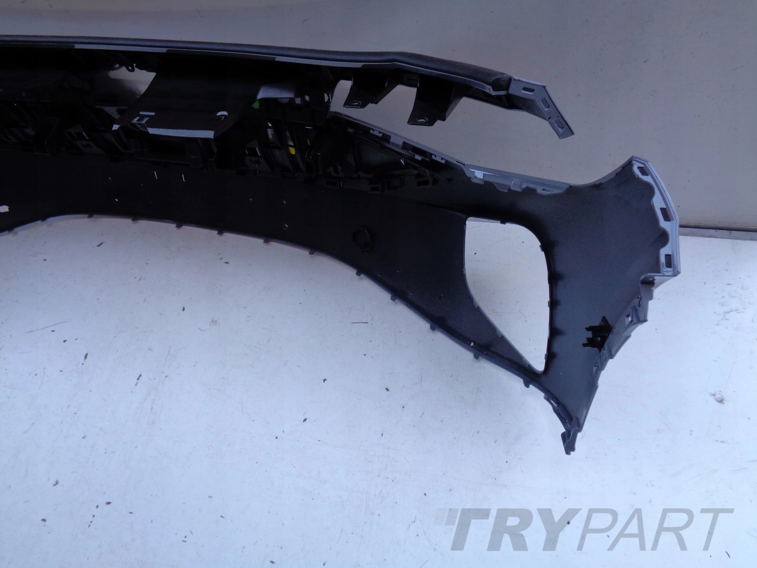 VW ID4 11A 21- FRONT BUMPER NO. 36730