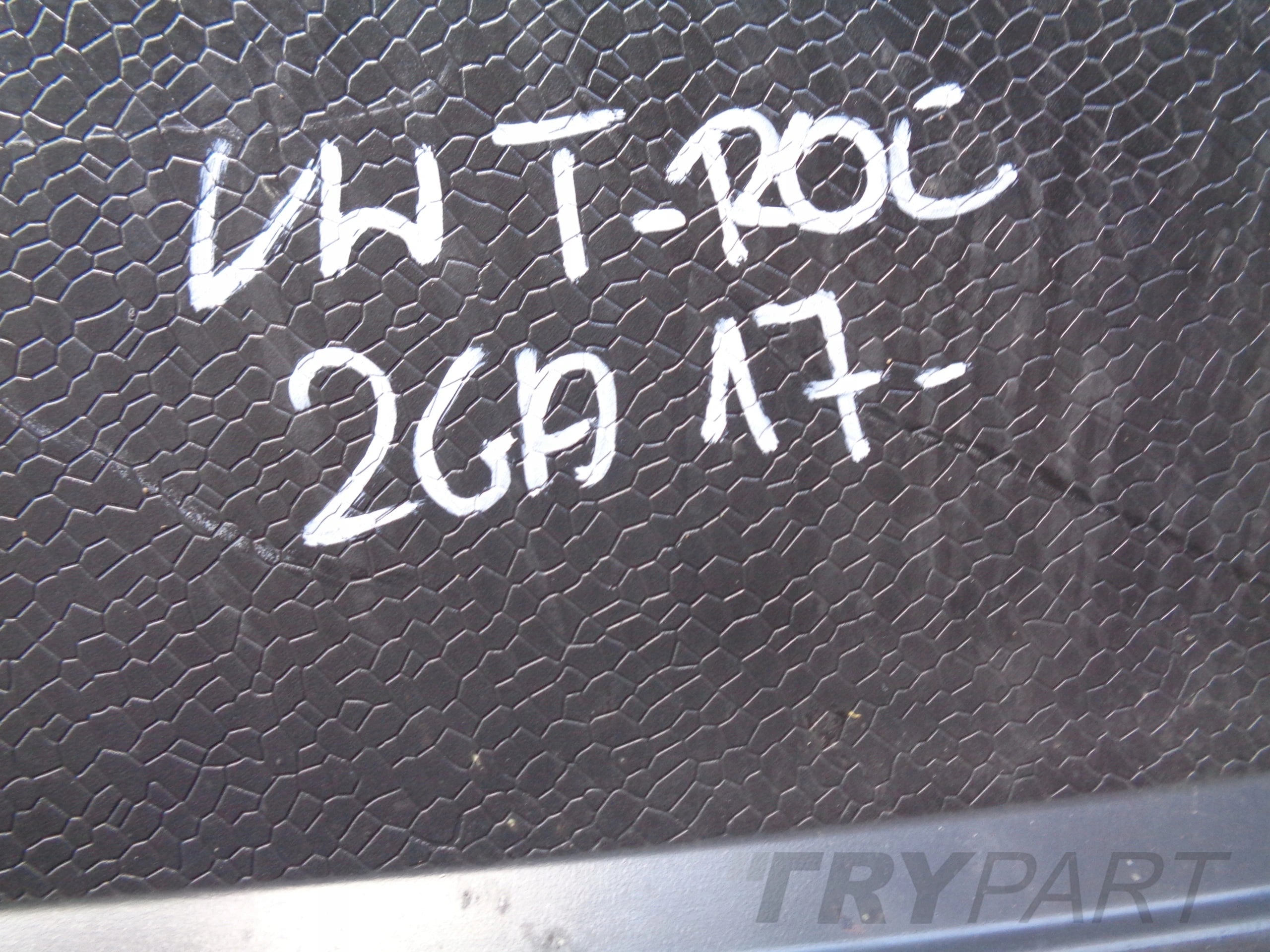 VW T-ROC 2GA 17- R-LINE Grille Cover