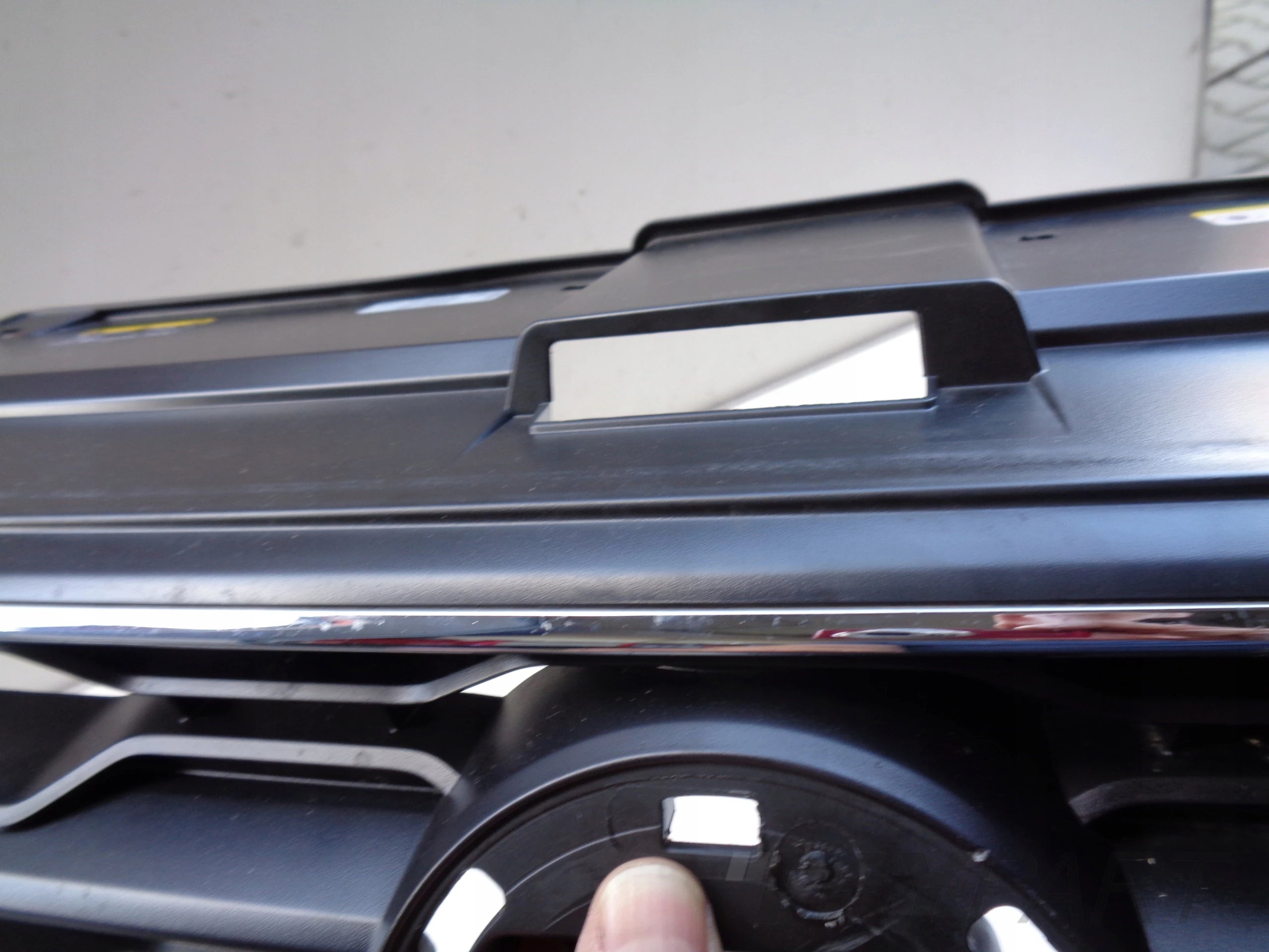 VW T-ROC 2GA 17- R-LINE Grille Cover