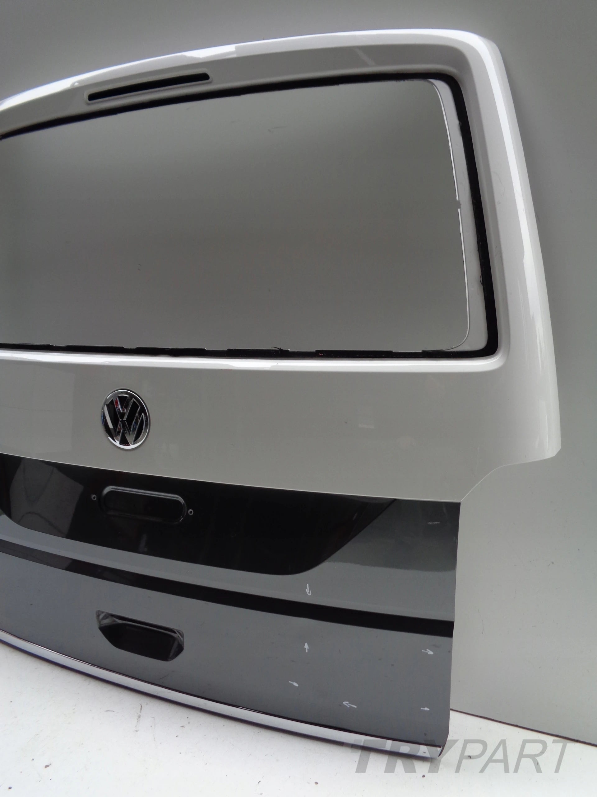 VW T6 7E 7E0 15- MULTIVAN TAILGATE NO. 51473