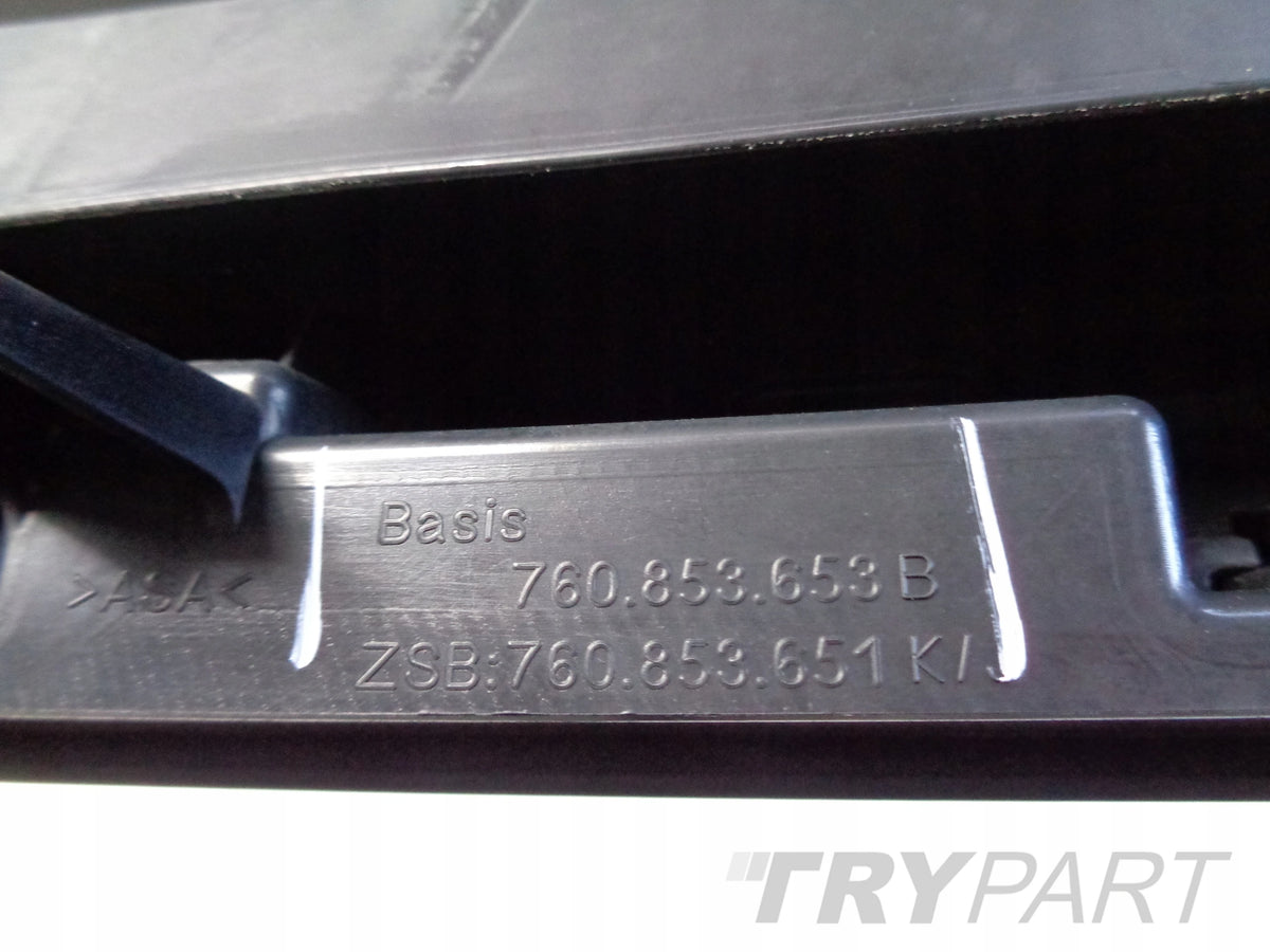 VW TOUAREG III 760 18- BLACK RADIATOR GRILLE