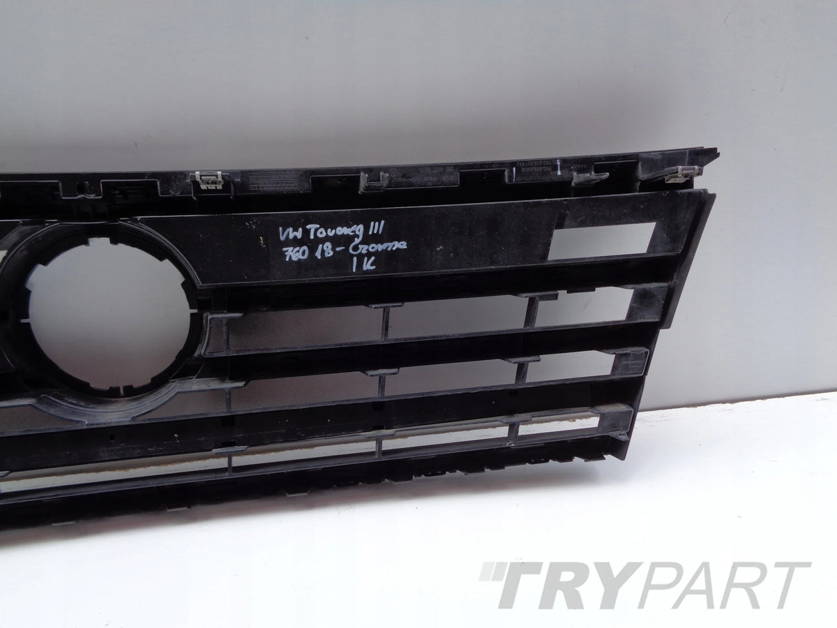 VW TOUAREG III 760 18- BLACK RADIATOR GRILLE