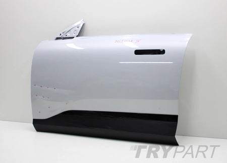 POLESTAR IV 4 DOOR LEFT FRONT ORIGINAL + MOULDING