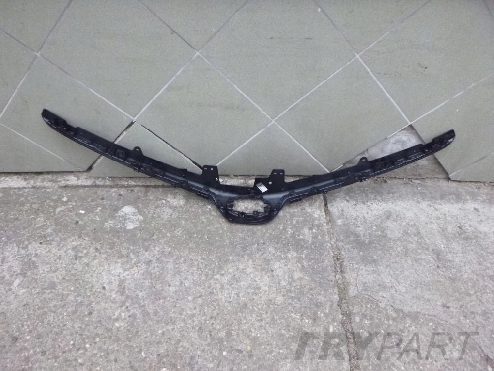TOYOTA COROLLA E21 SEDAN 18- Grille Trap