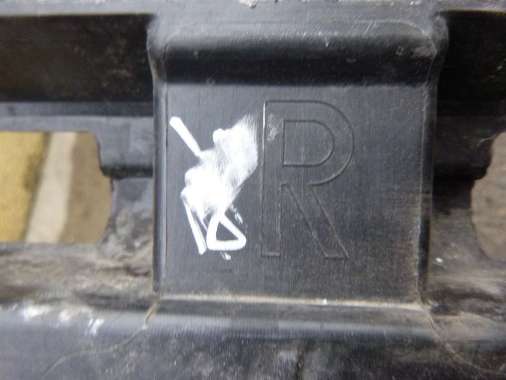 VW PASSAT B8 Rocker Panel Mount Slider