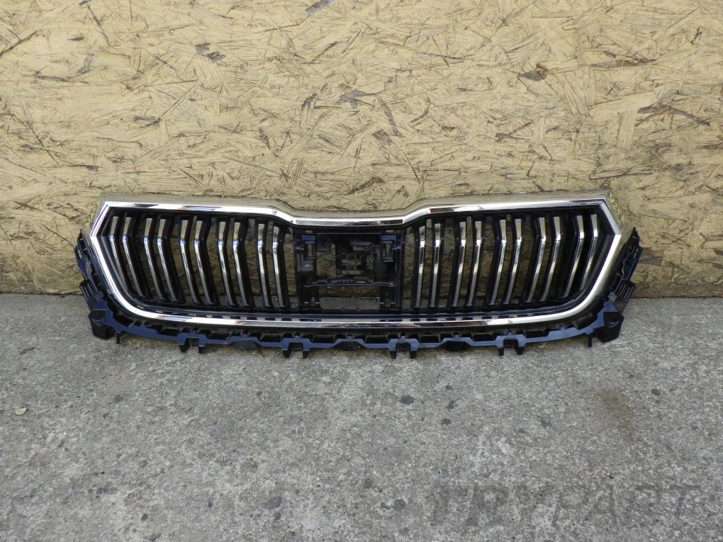 SKODA KODIAQ LIFT 565 21- Grille Emblem
