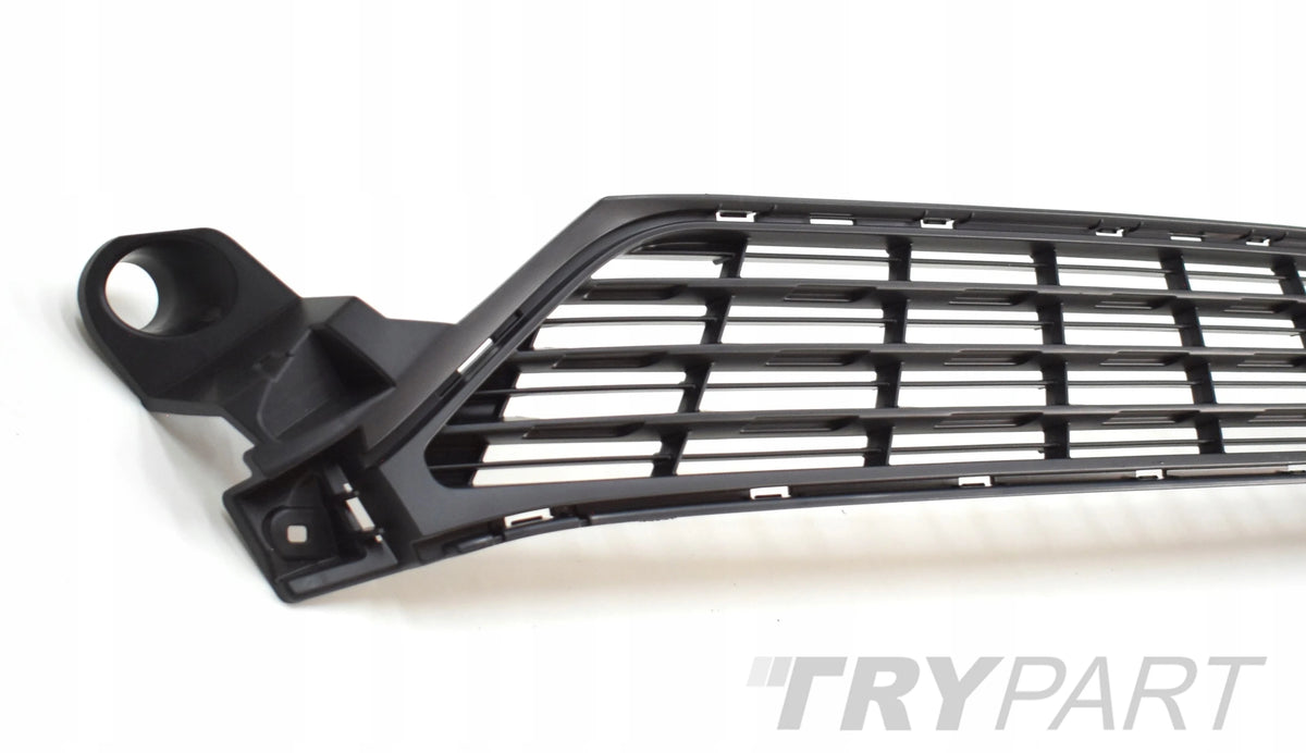 PEUGEOT 301 MIDDLE FRONT BUMPER COVER NEW ORG