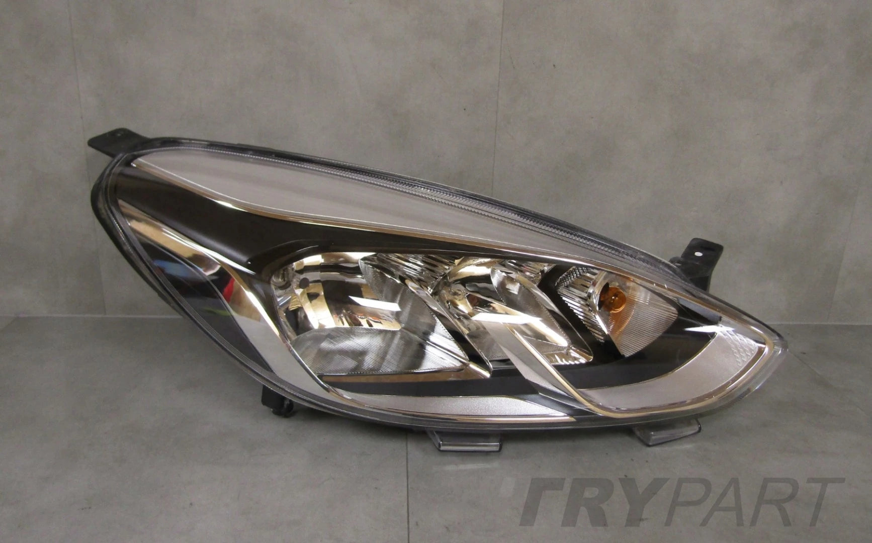 HEADLIGHT FORD FIESTA MK8 VIII STANDARD RIGHT PASSENGER SIDE 17-21 H1BB13W029-AD
