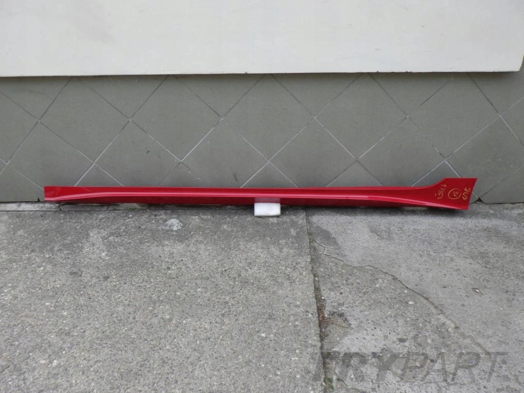 AUDI A5 SPORTBACK 8W 8W8 20- Right Sill Strip