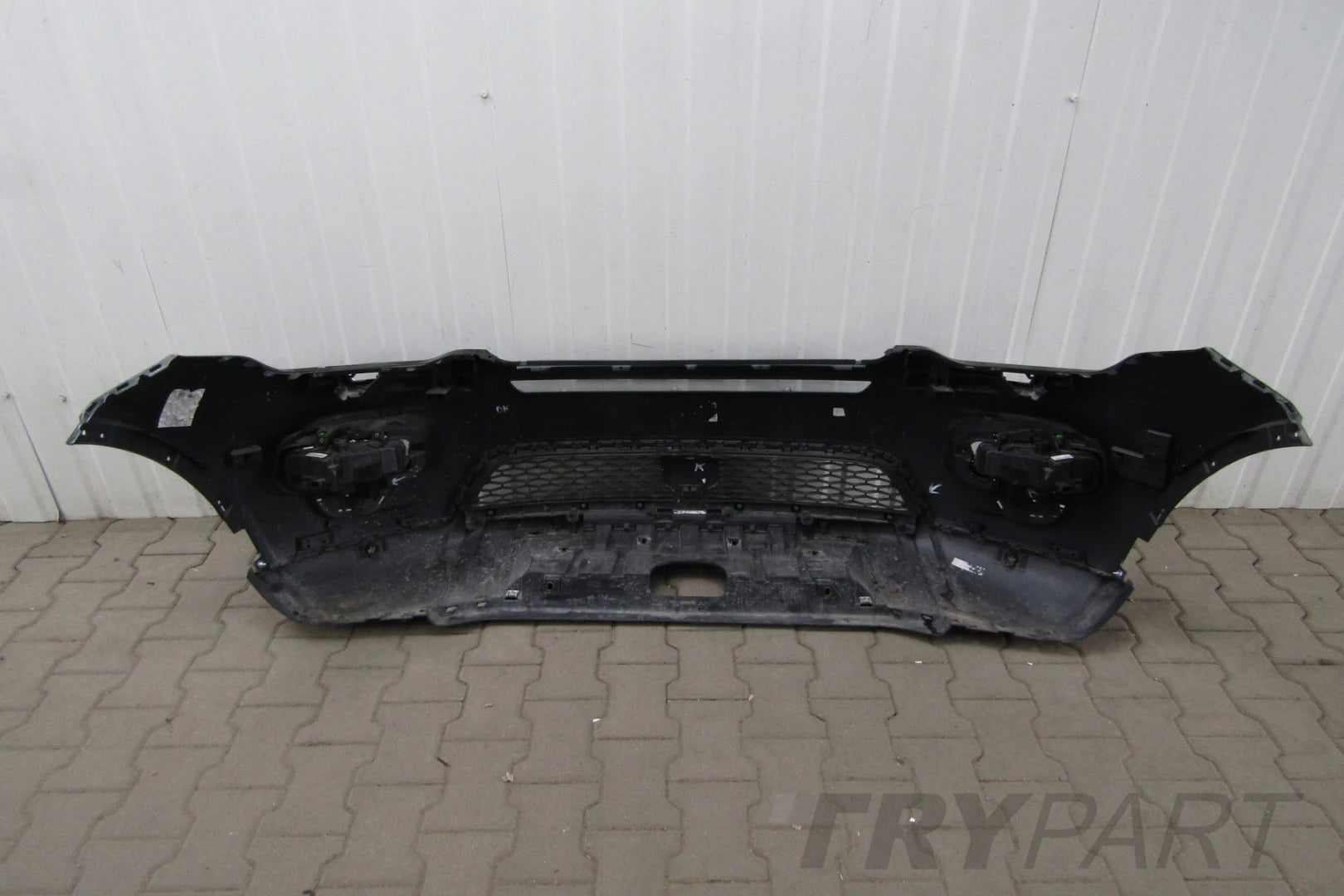 FRONT BUMPER LAND ROVER DISCOVERY SPORT L550 14-18