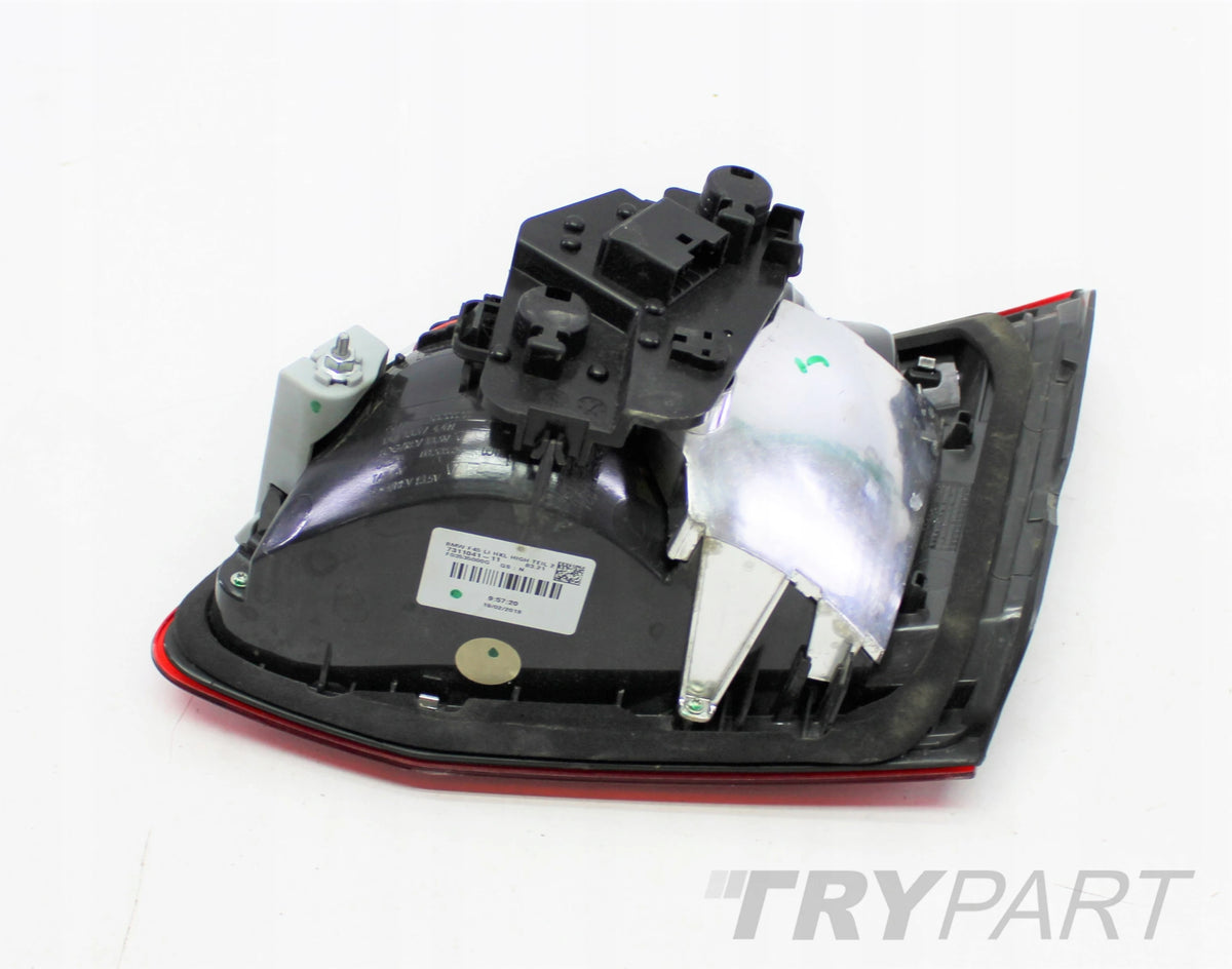 BMW 2 F45 LEFT REAR LIGHT IN TAILGATE ORG EU