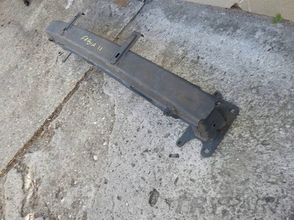 SKODA FABIA 2 II ROOMSTER 07- FRONT BUMPER BAR