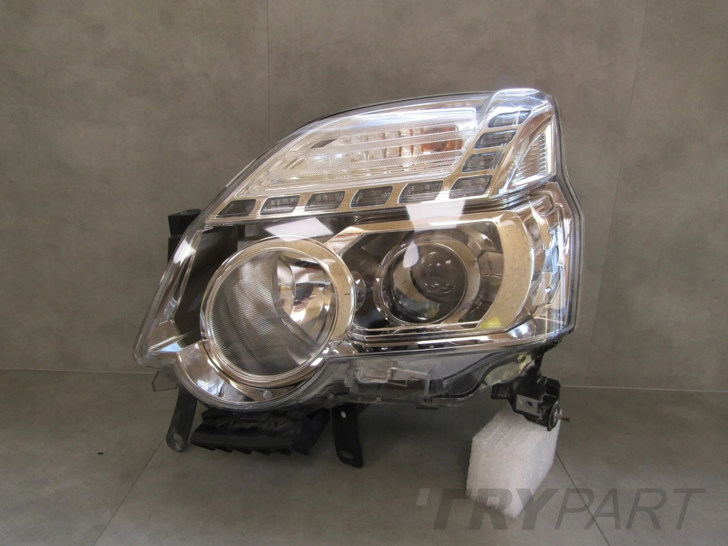 Headlight Nissan X Trail T31 LIFT STANDARD LENS 10-13 LH LEFT