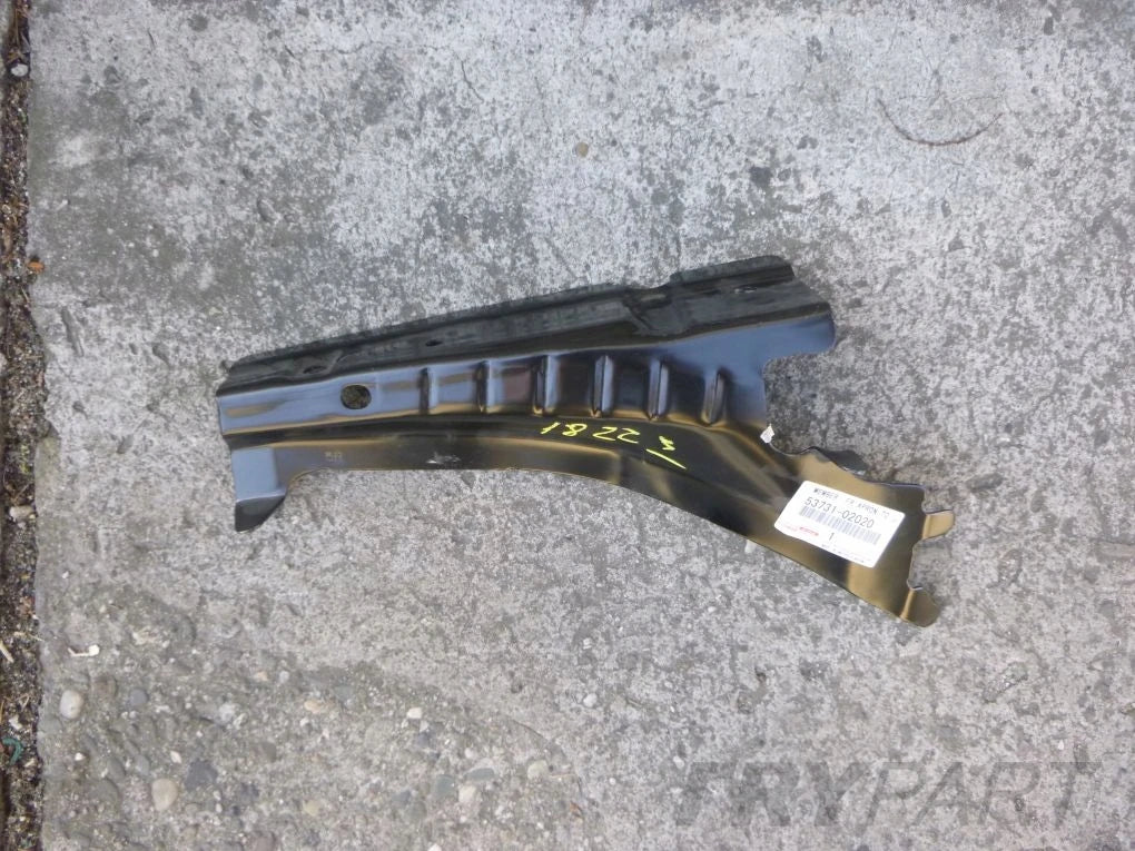 AURIS II AVENSIS T27 COROLLA BUMPER REINFORCEMENT