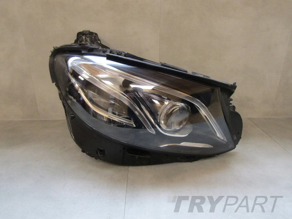 MERCEDES E-KLASA W213 MULTIBEAM 17-20 RH RIGHT HEADLIGHT 2139067606