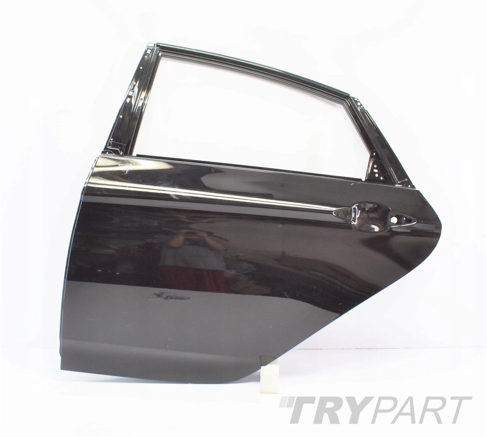 HYUNDAI I40 LEFT REAR DOOR ORG SEDAN