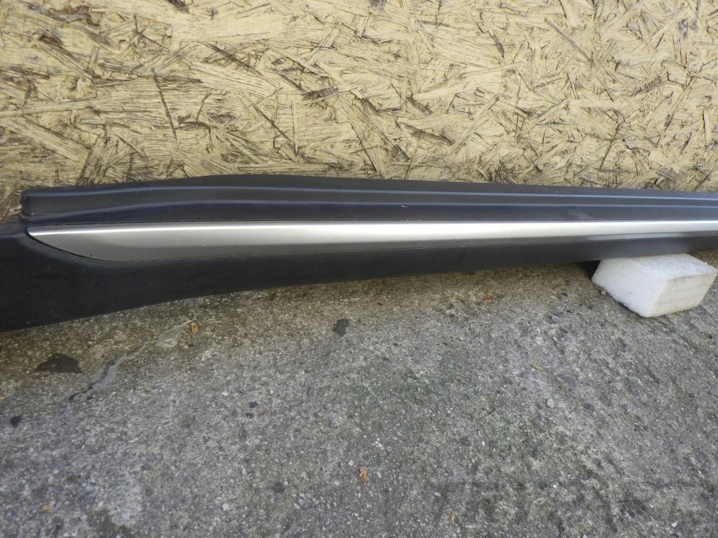 KIA XCEED X-CEED X CEED III 3 18- Right Sill Strip