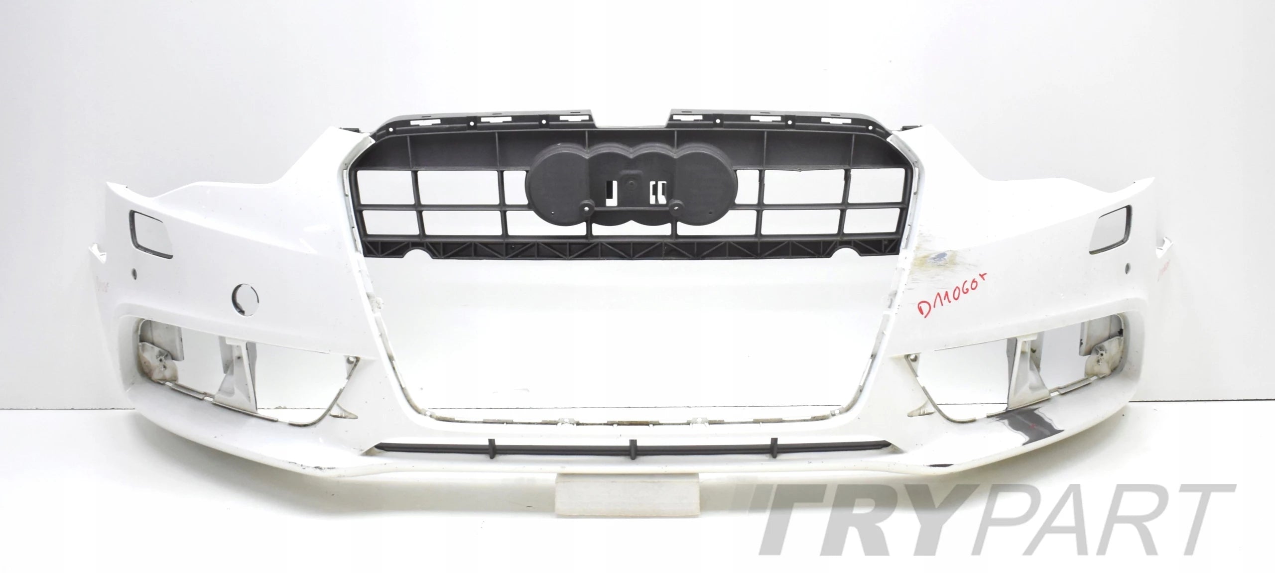 AUDI A5 8T0 LIFT FRONT BUMPER ORG