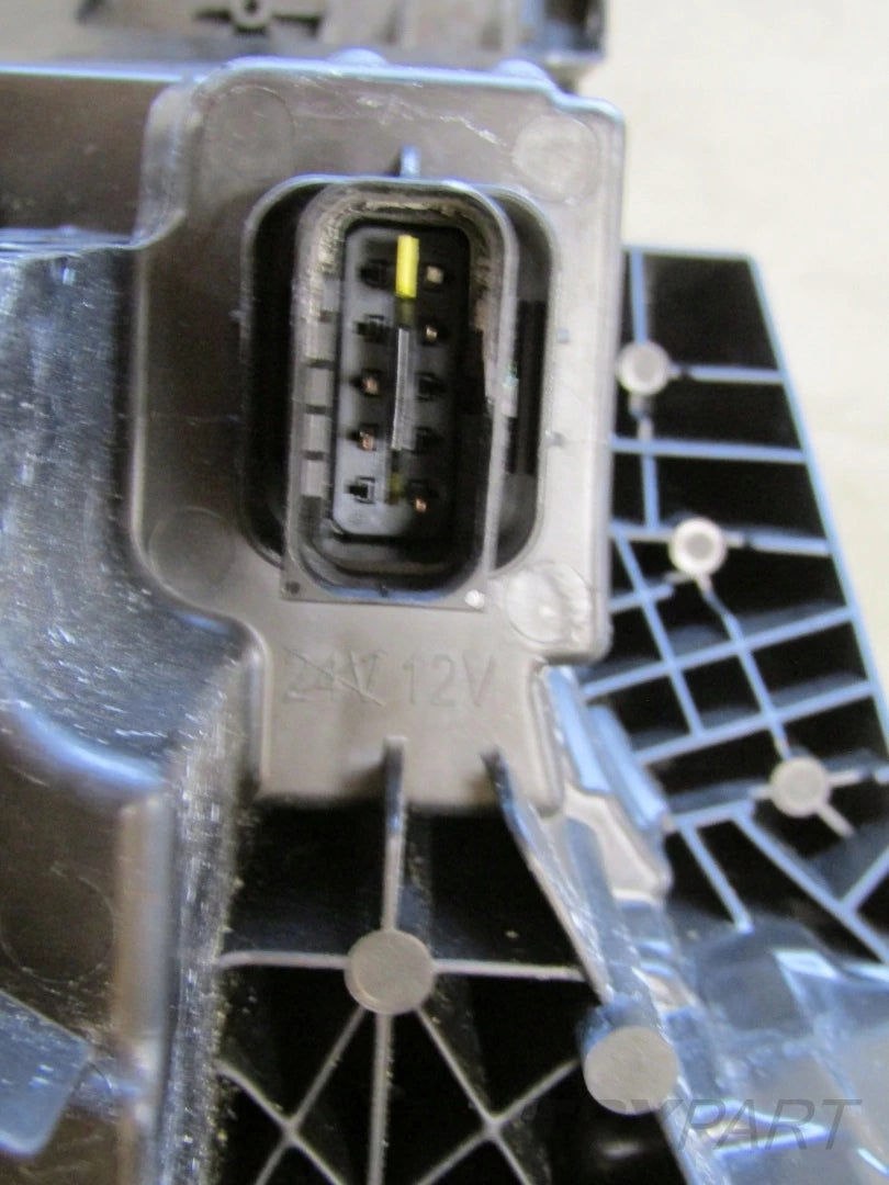 VOLVO EX30 EX-30 FRONT HEADLIGHT FULL LED 23- RIGHT RH 80000628