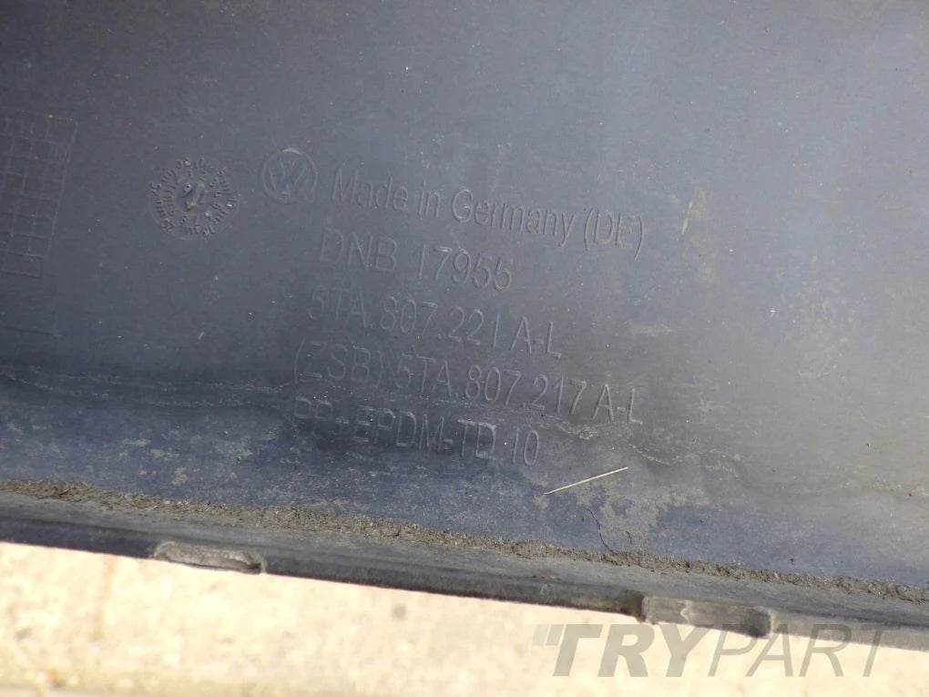 VW TOURAN 5TA 15- Front Bumper