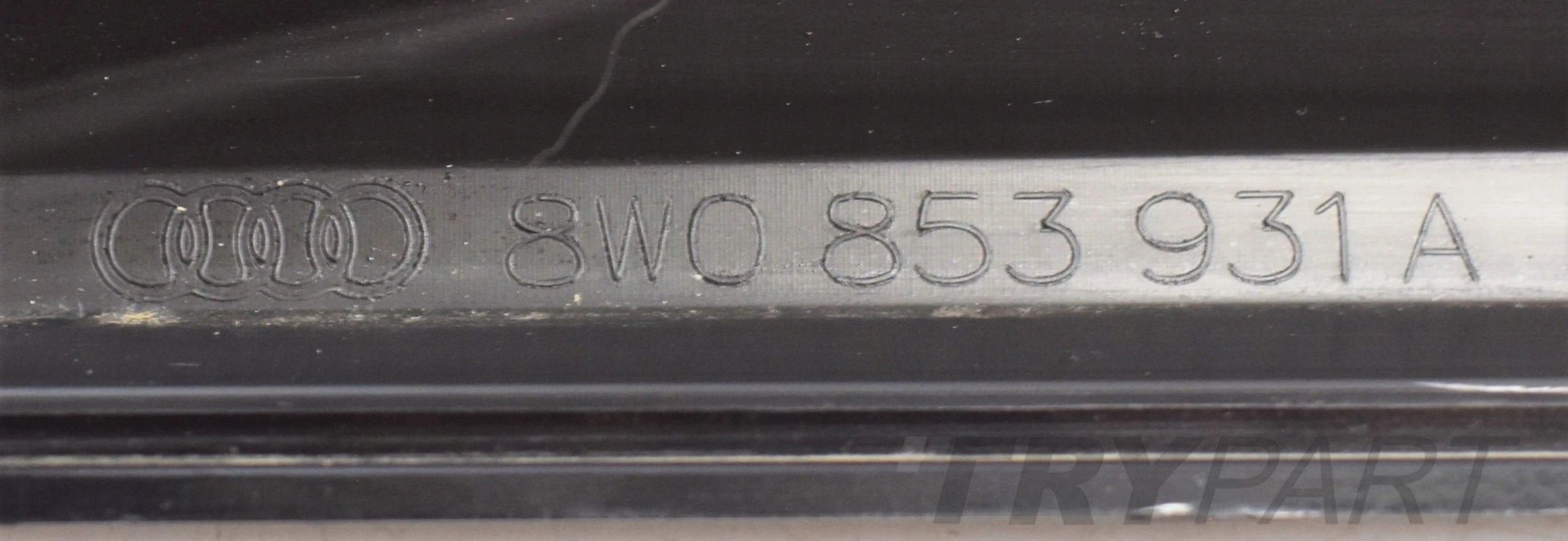 AUDI A4 B9 S LINE LIFT 8W LEFT SILL MOLDING
