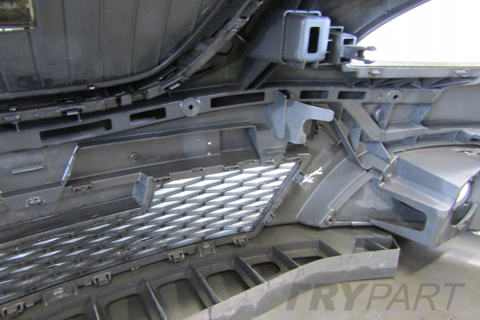 Front Bumper Seat Leon 2 II Facelift 1P0 09-12